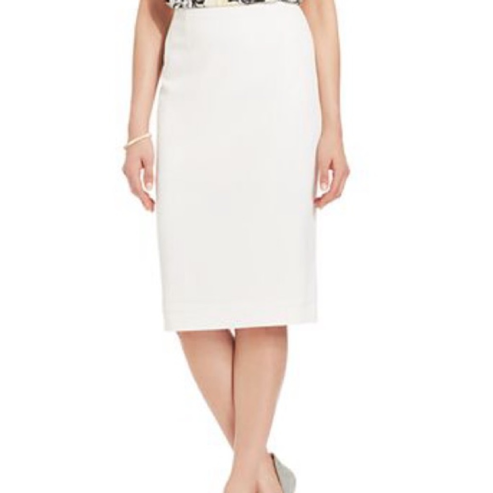 BCBGMaxAzria Elegant Cream High-Low Skirt